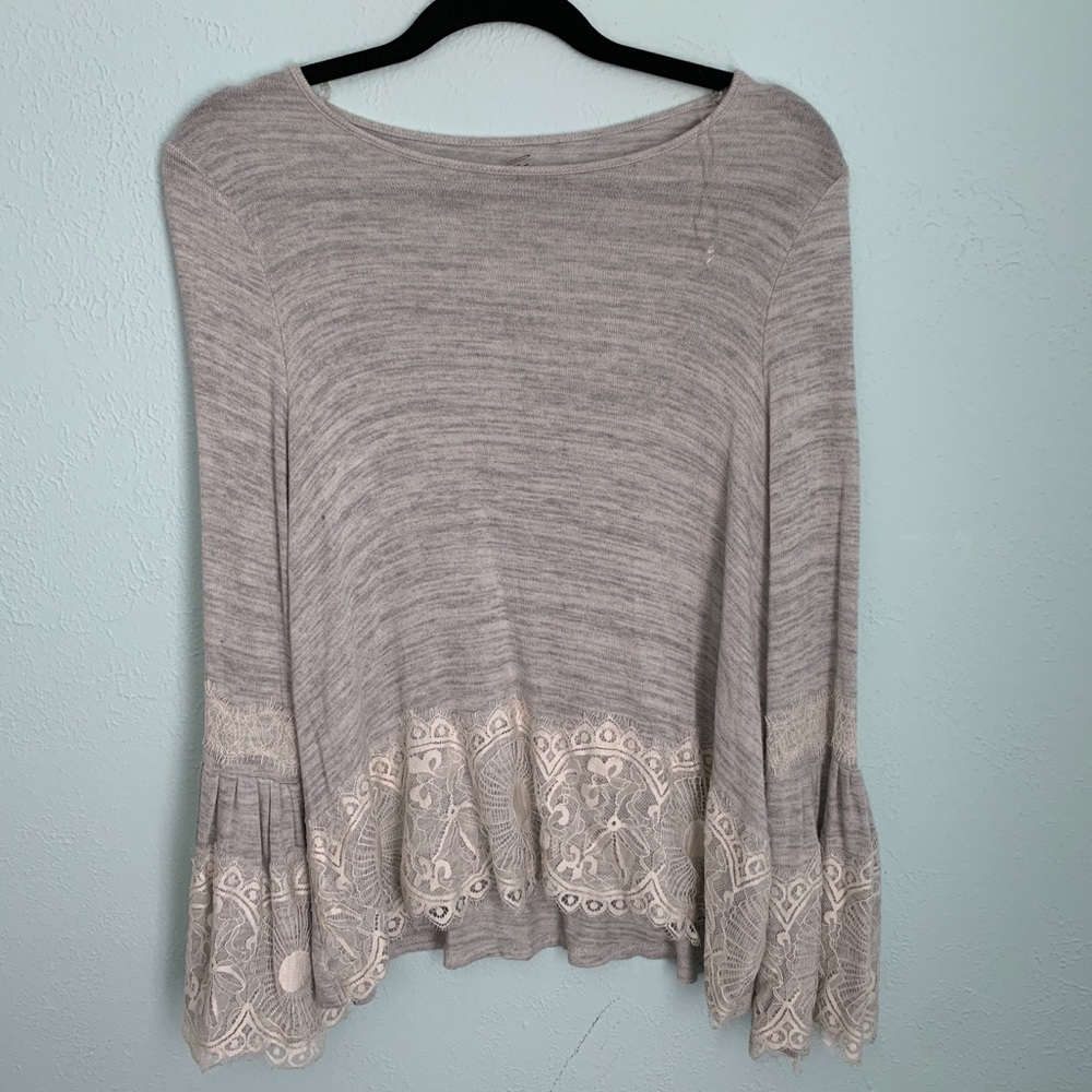 Francesca’s Long Sleeve dressy top